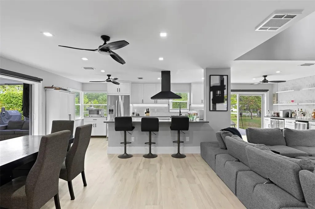 133 SW 159th Way Sunrise FL 33326