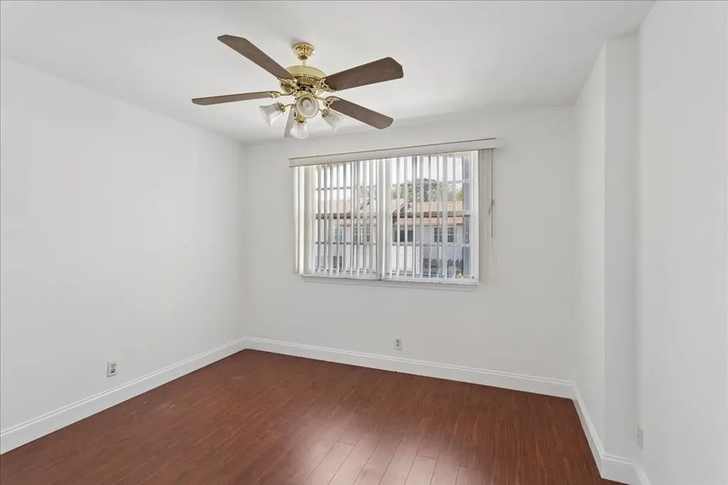9500 SW 1st Place Coral Springs FL 33071