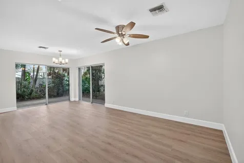 9870 NW 2nd Street Plantation FL 33324