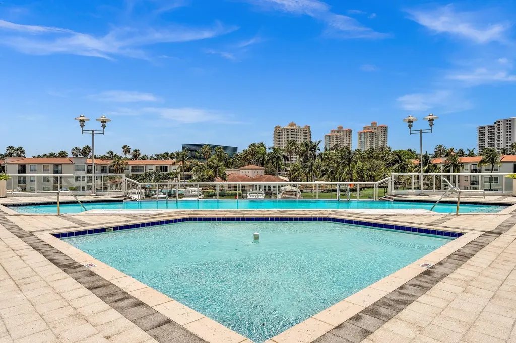 3131 NE 188th Street Aventura FL 33180