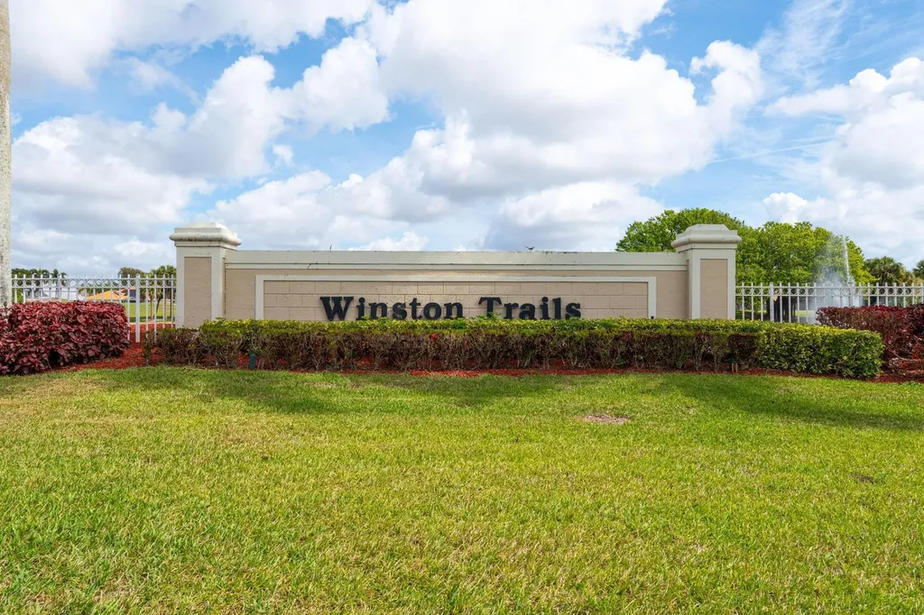 6344 Old Medinah Circle Lake Worth FL 33463