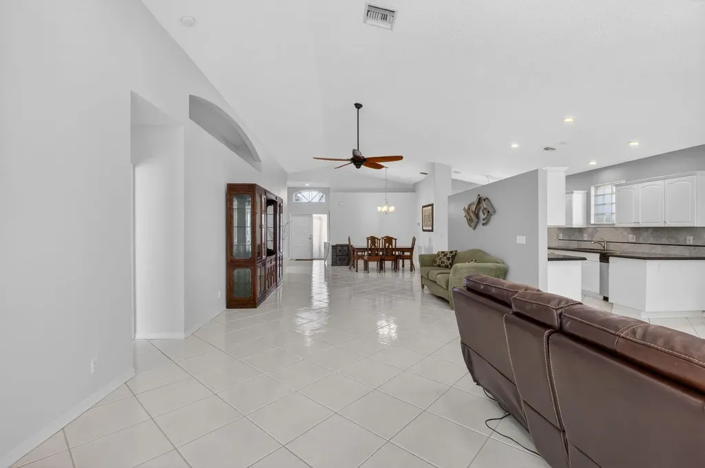9820 Lemonwood Drive Boynton Beach FL 33437