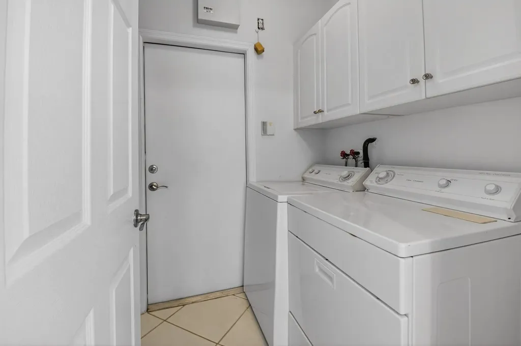 9820 Lemonwood Drive Boynton Beach FL 33437