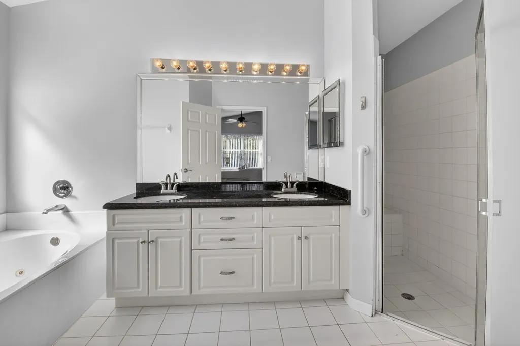 9820 Lemonwood Drive Boynton Beach FL 33437