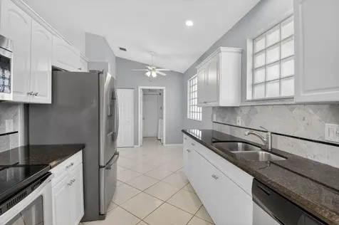 9820 Lemonwood Drive Boynton Beach FL 33437