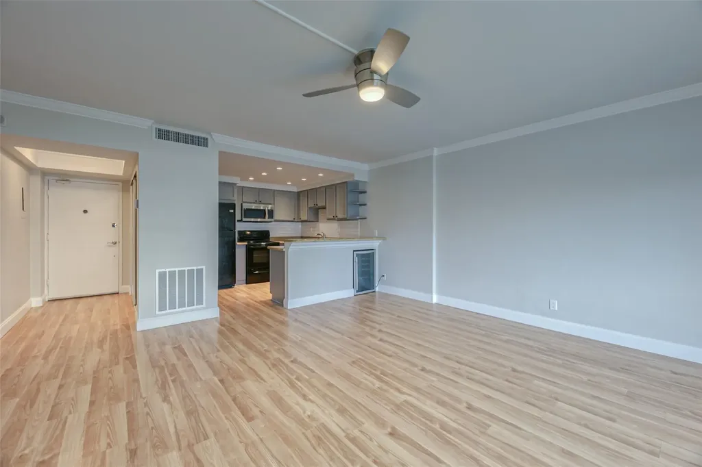 2900 NE 30th Street Fort Lauderdale FL 33306
