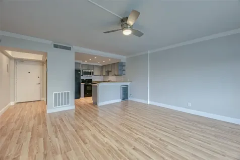 2900 NE 30th Street Fort Lauderdale FL 33306