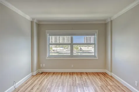 2900 NE 30th Street Fort Lauderdale FL 33306