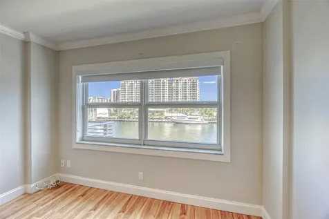2900 NE 30th Street Fort Lauderdale FL 33306