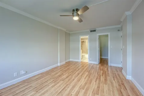 2900 NE 30th Street Fort Lauderdale FL 33306