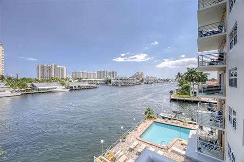 2900 NE 30th Street Fort Lauderdale FL 33306