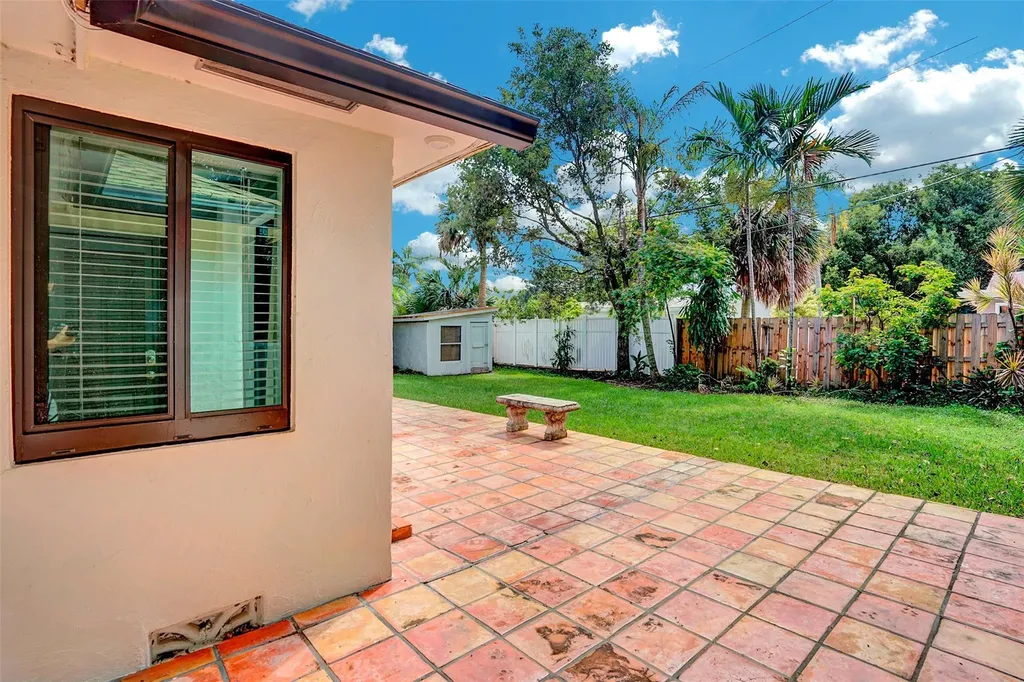 3208 Beacon Street Pompano Beach FL 33062