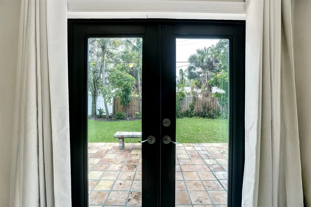 3208 Beacon Street Pompano Beach FL 33062
