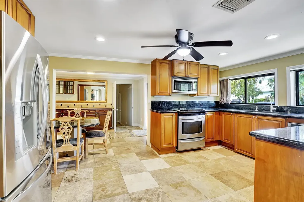 3208 Beacon Street Pompano Beach FL 33062