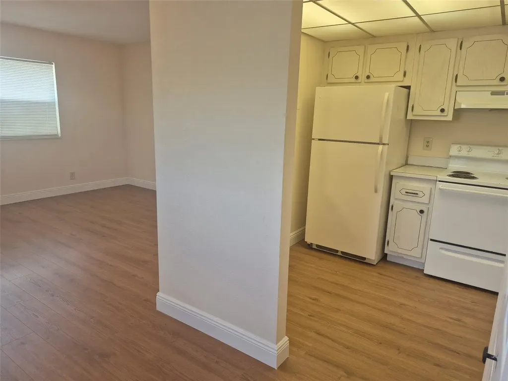 278 Flanders F Delray Beach FL 33484