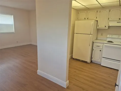 278 Flanders F Delray Beach FL 33484