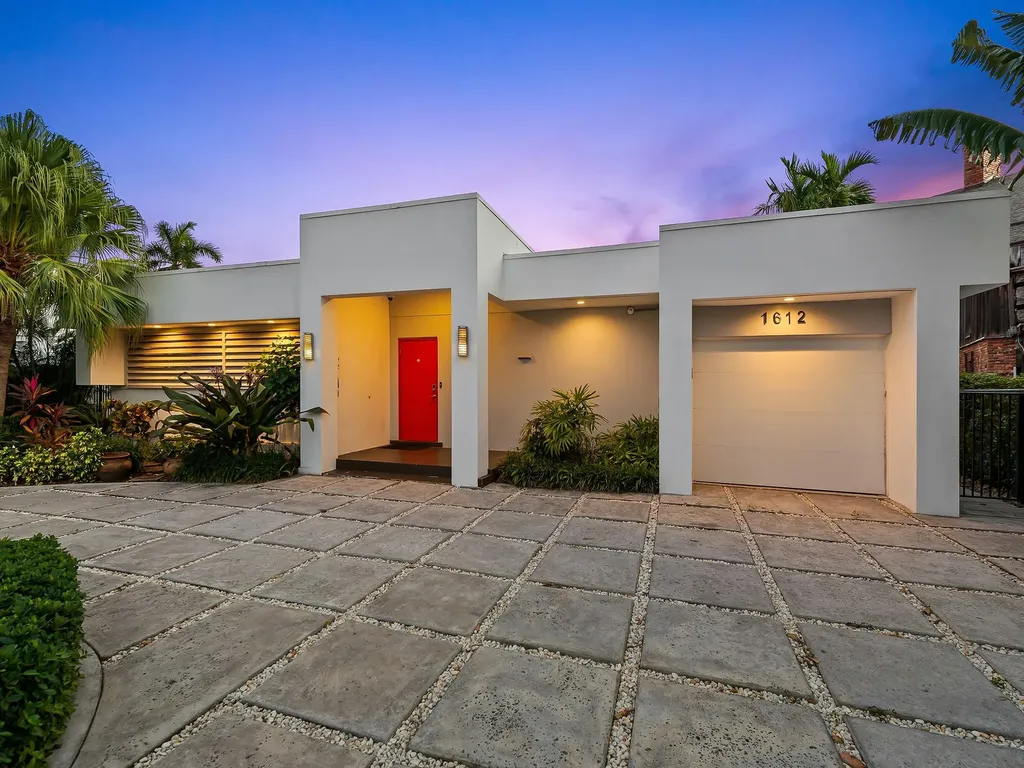 1612 SE 13 Fort Lauderdale FL 33316