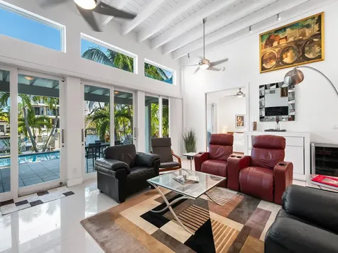 1612 SE 13 Fort Lauderdale FL 33316