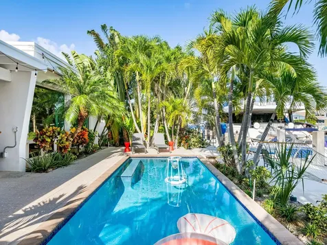 1612 SE 13 Fort Lauderdale FL 33316