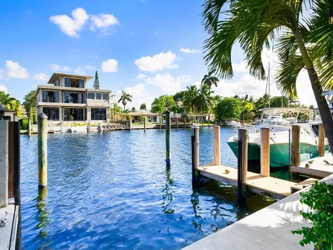1612 SE 13 Fort Lauderdale FL 33316