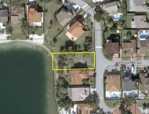20826 SW 85th Place Cutler Bay FL 33189