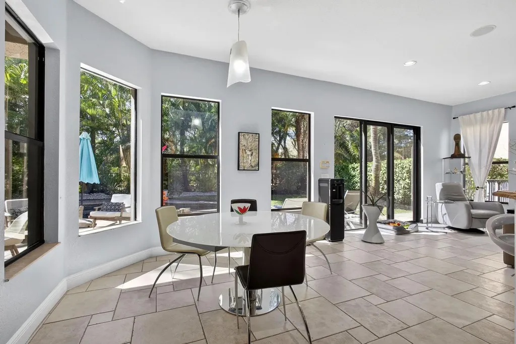 10468 Trianon Place Wellington FL 33449