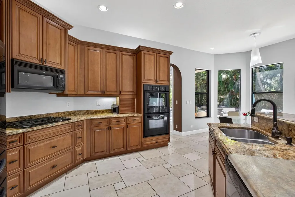 10468 Trianon Place Wellington FL 33449
