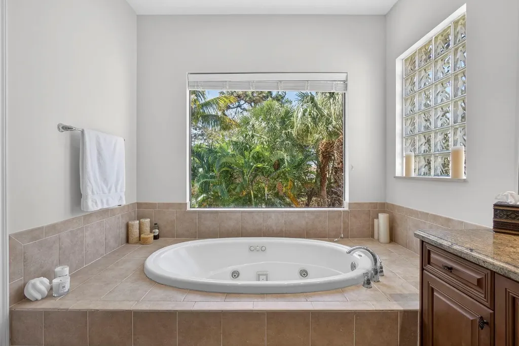 10468 Trianon Place Wellington FL 33449