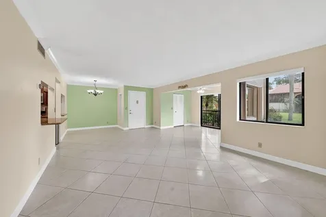526 Shady Pine Way Greenacres FL 33415