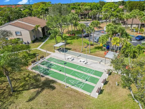526 Shady Pine Way Greenacres FL 33415