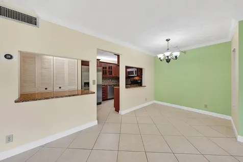 526 Shady Pine Way Greenacres FL 33415