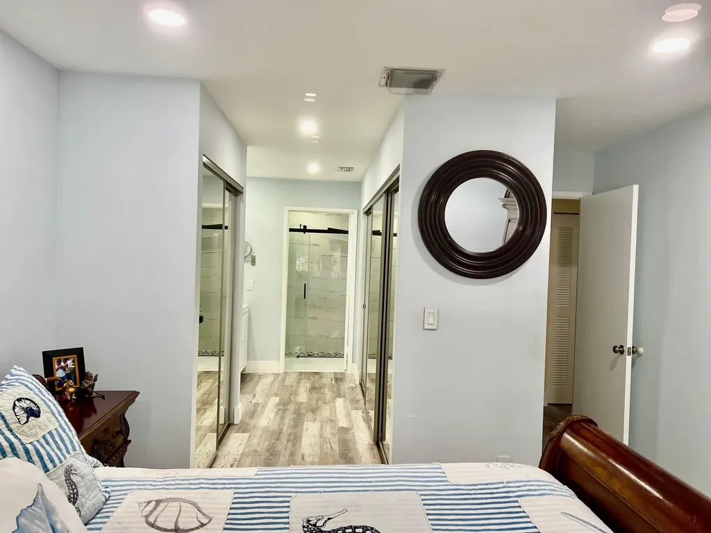 8053 Springtree Road Boca Raton FL 33496