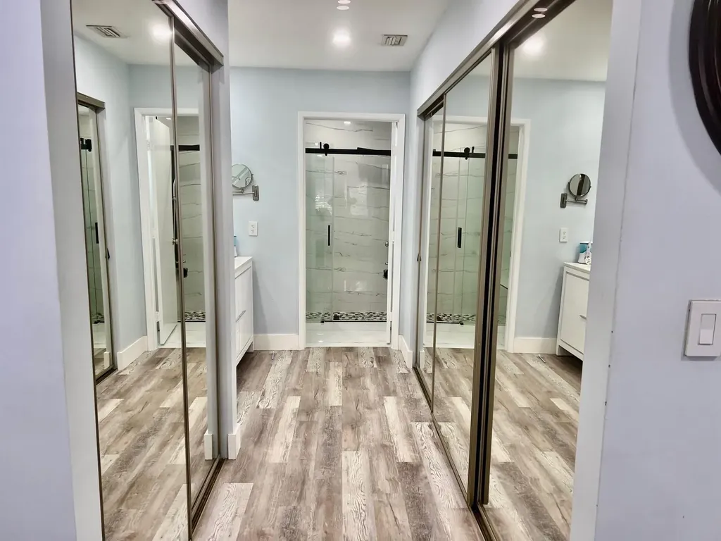8053 Springtree Road Boca Raton FL 33496