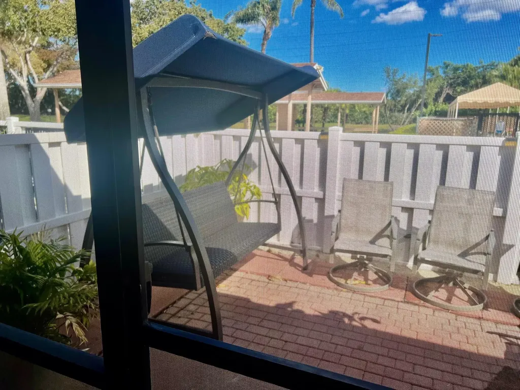 8053 Springtree Road Boca Raton FL 33496