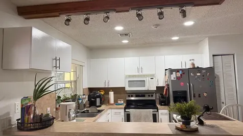 593 Bedford Avenue Weston FL 33326