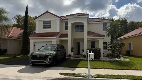 593 Bedford Avenue Weston FL 33326