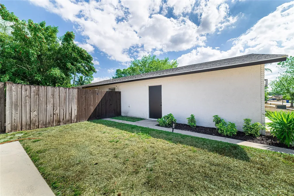 188 Martin Circle Royal Palm Beach FL 33411