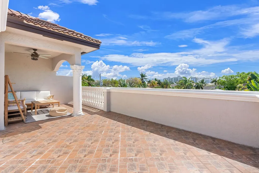 2614 NE 14th Street Fort Lauderdale FL 33304