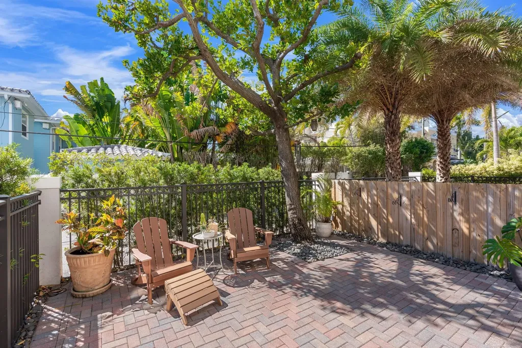 2614 NE 14th Street Fort Lauderdale FL 33304