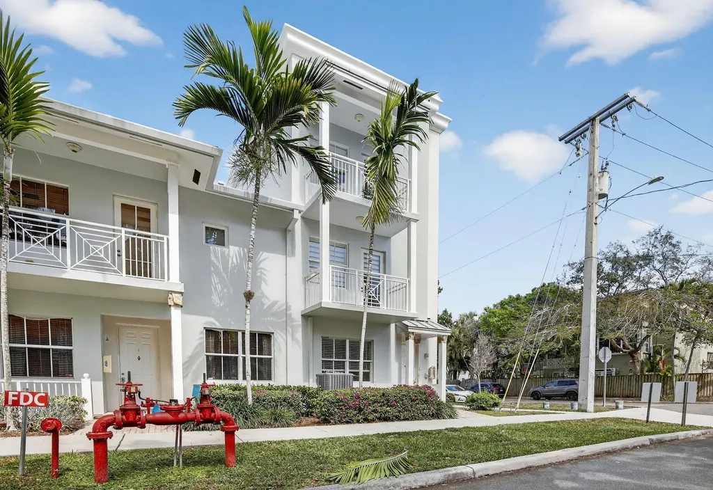 1301 SW 4th Street Fort Lauderdale FL 33312