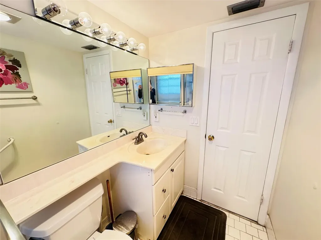 4050 Harwood E Deerfield Beach FL 33442