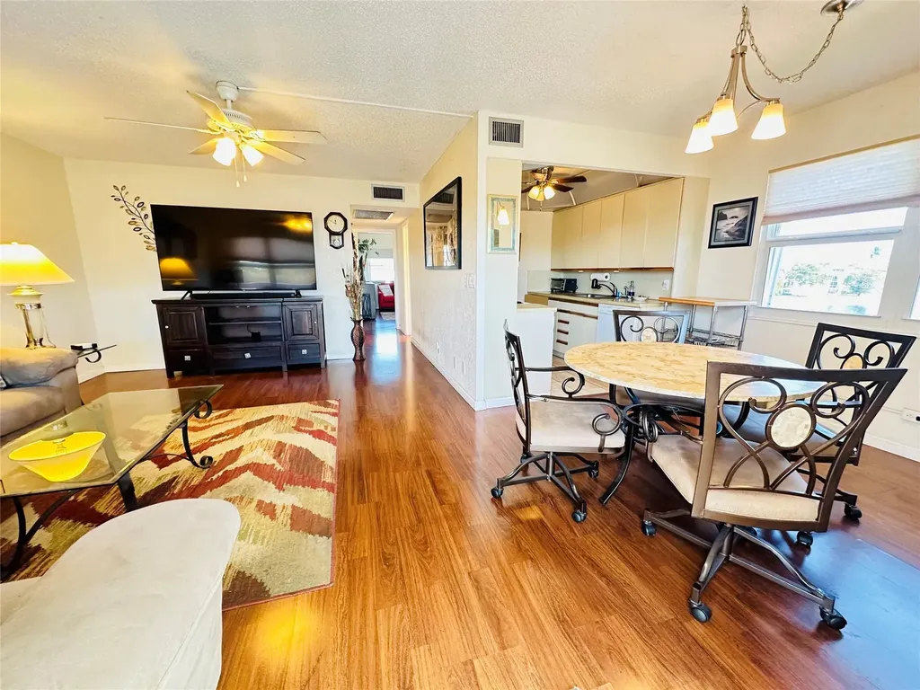 4050 Harwood E Deerfield Beach FL 33442