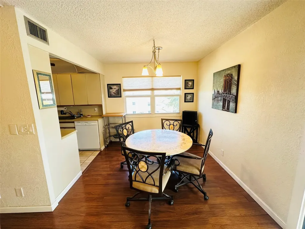 4050 Harwood E Deerfield Beach FL 33442