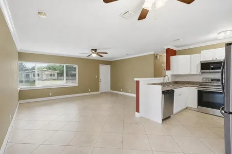 1129 NW 7th Terrace Fort Lauderdale FL 33311