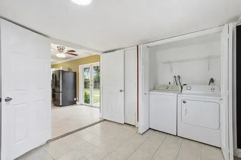 1129 NW 7th Terrace Fort Lauderdale FL 33311