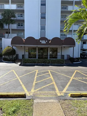 Lauderhill FL 33319