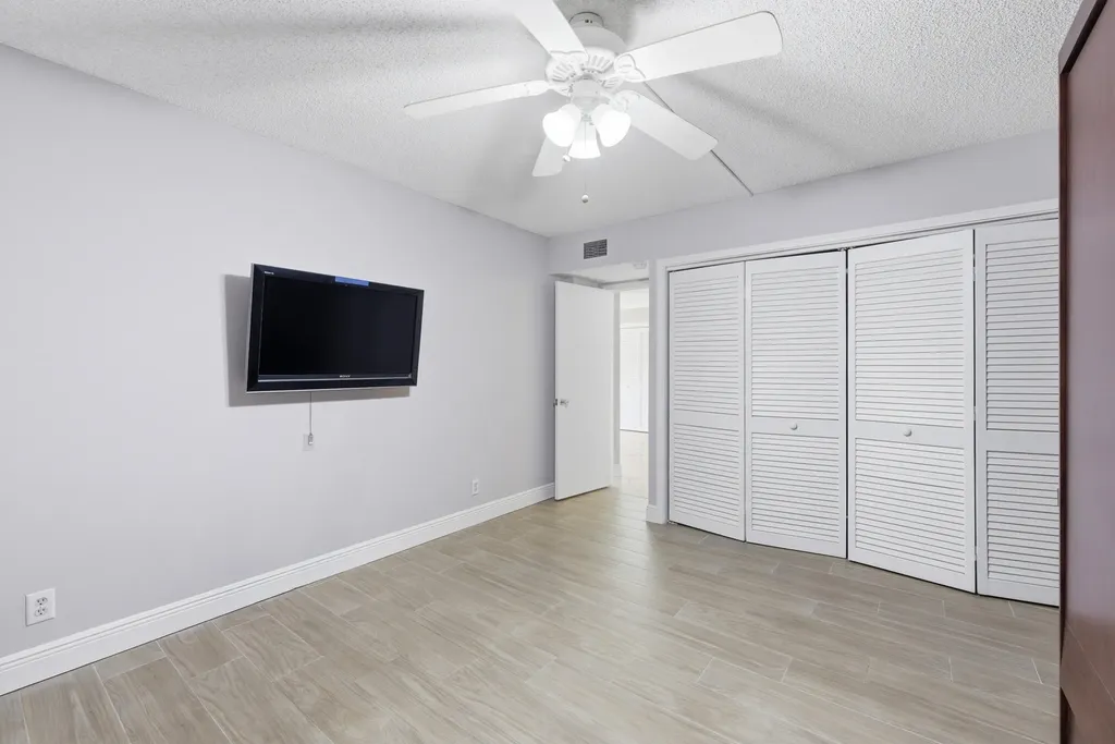 615 N Riverside Drive Pompano Beach FL 33062