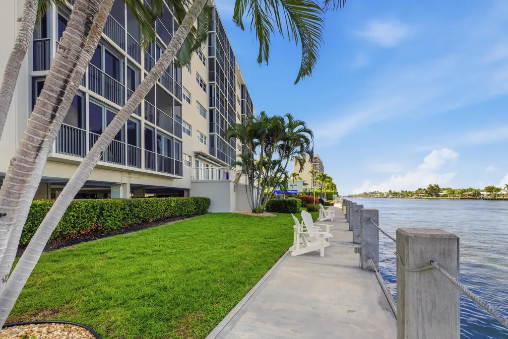 615 N Riverside Drive Pompano Beach FL 33062