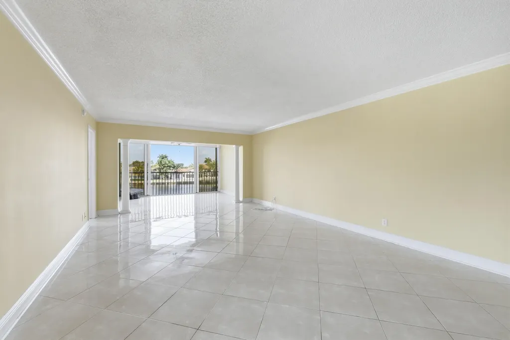 615 N Riverside Drive Pompano Beach FL 33062