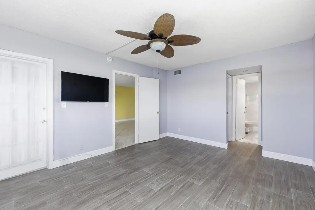 615 N Riverside Drive Pompano Beach FL 33062